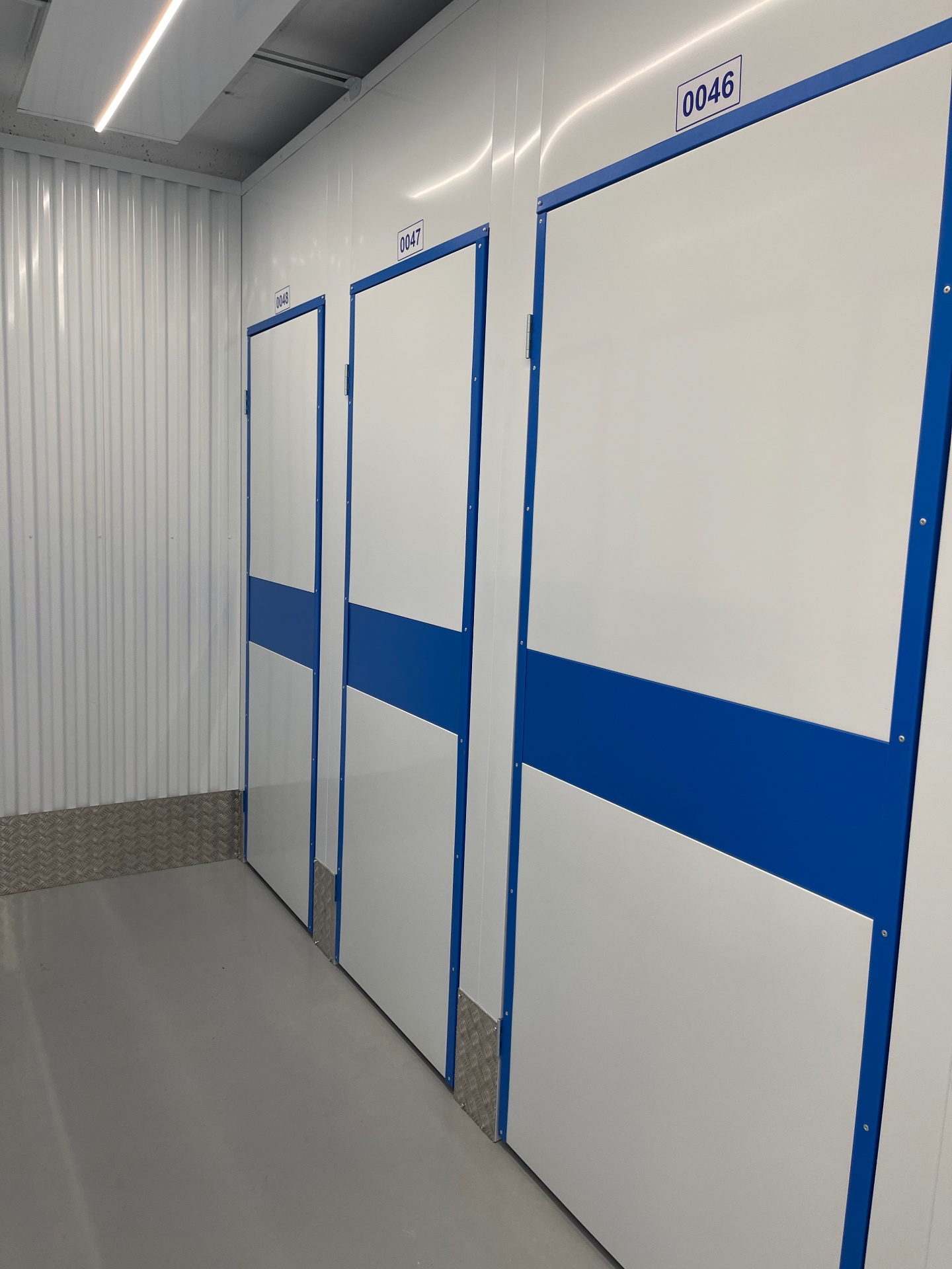 MisterBoxy storage units with Solent Blue doors in Kirchberg, Luxembourg