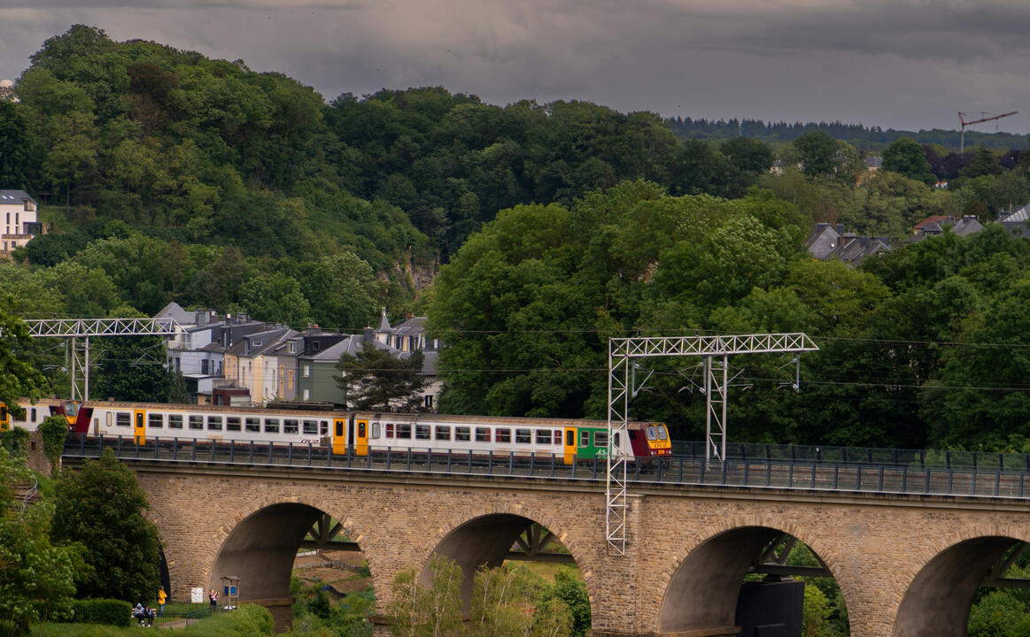 Self-storage for commuters and expats: how to take the pressure off your second home